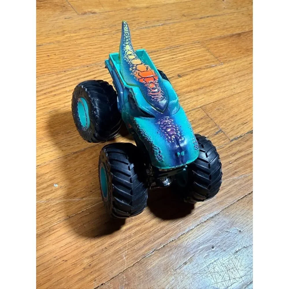 Mixed Toy Lot of 6 – Monster Trucks, Kong, Kuromi & Character Figures